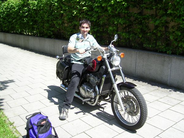 Goe isi cumpara motor. Kawasaki EN 500