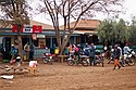 La poalele muntelui Kilimanjaro, in satul Tarakia, mergand spre Nalemoru, Tanzania