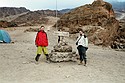 La Kibo Hut (4700 m). De aici pana la Gillman's Point sunt 5 ore de mers