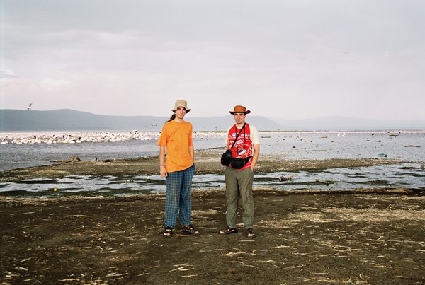 Pe malul lacului Nakuru